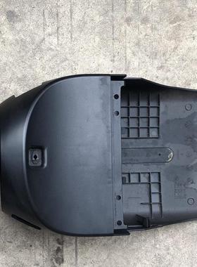 宝马E38 728 730 735 740 750iL方向柱盖子