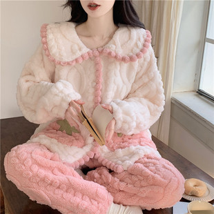 睡衣女冬季新款开衫珊瑚绒草莓提花绒保暖加厚加绒家居服套装