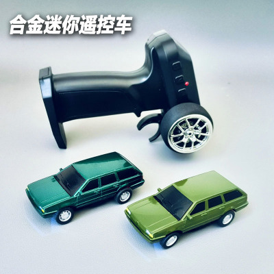 合金遥控汽车迷你大众桑塔纳模型
