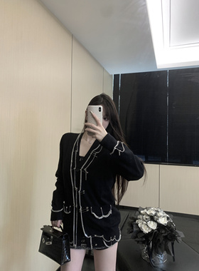 小众设计感重工链条别针装饰黑色V领针织开衫外套中长款