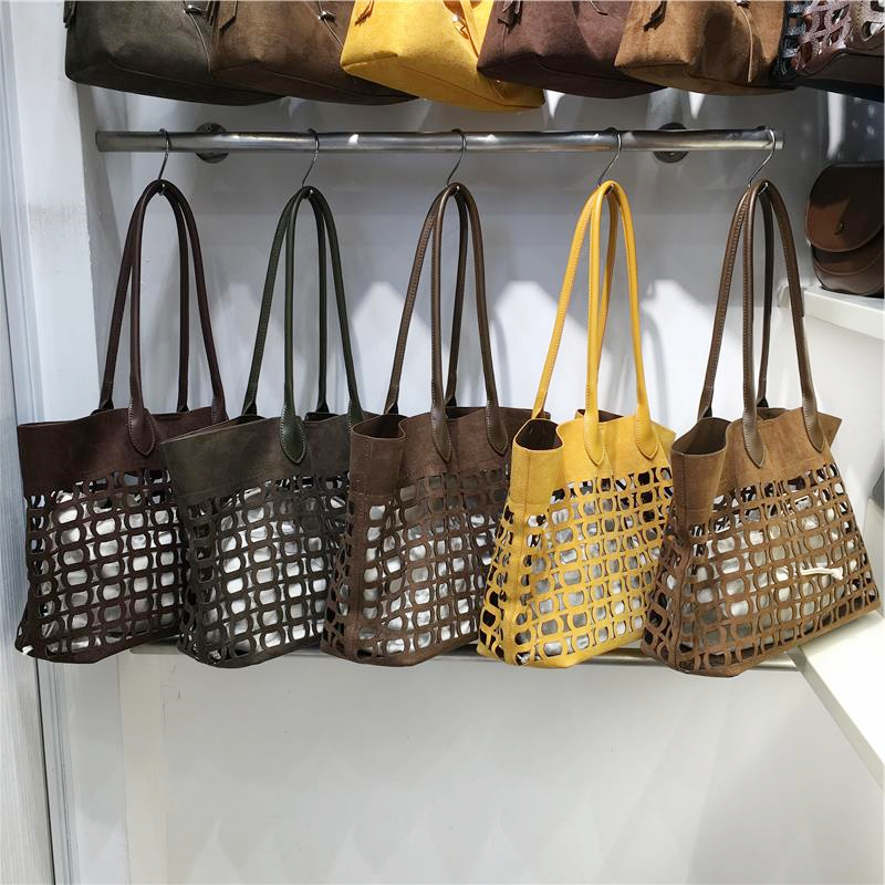 小脏柜 高级感秋冬复古镂空大容量菜篮子麂皮绒包时尚单肩托特包