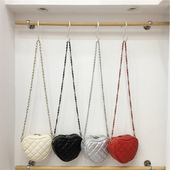 小香风时尚 小脏柜 2024春夏新款 菱格爱心链条包单肩斜挎迷你小包