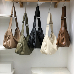 小脏柜 自制韩系小众软皮机车包宽肩带休闲运动风单肩斜挎托特包