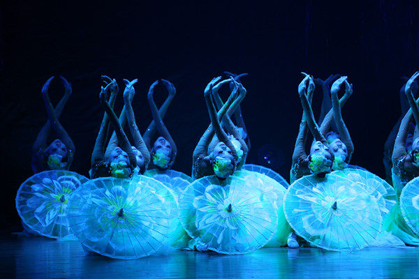 春晚同款茉莉花开 茉莉情怀舞蹈演出舞台跳舞道具走秀花伞透明伞