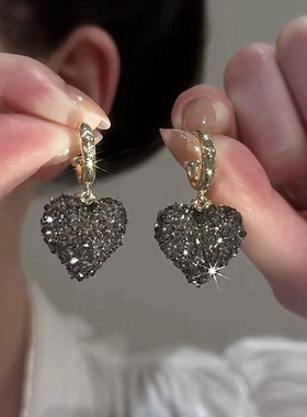 S925银针耳钉灰色满钻爱心耳环气质闪亮耳坠复古2025新款爆款耳饰