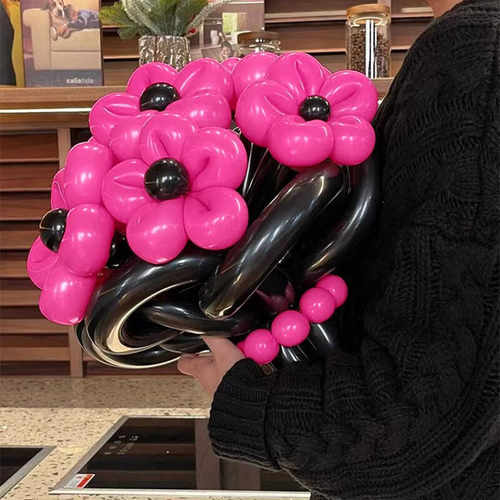 氛围感手捧花气球diy拍照道具