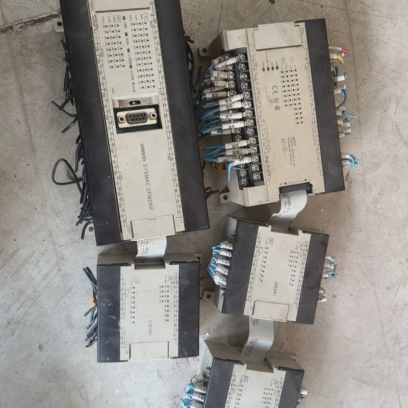 欧姆龙plc打包一起160元，Cpm1a-20edr1，Cp