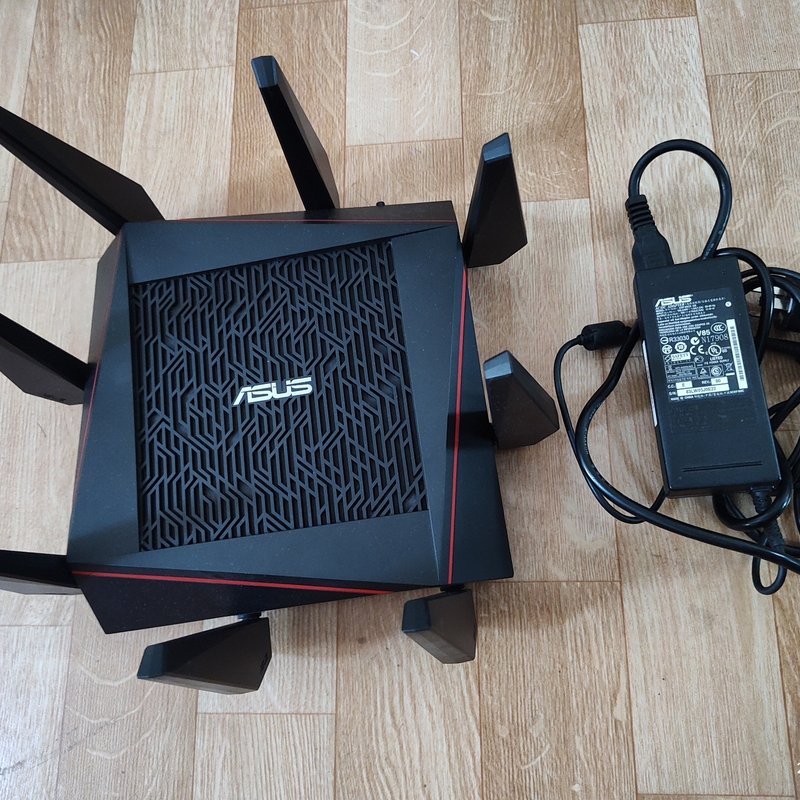 议价华硕 ASUS RT-AC5300 无线路由器，品相不错，八维修