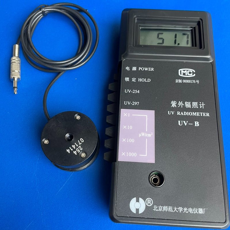 北京师范大学光电仪器厂 UV-B紫外辐照计，型号UV-254
