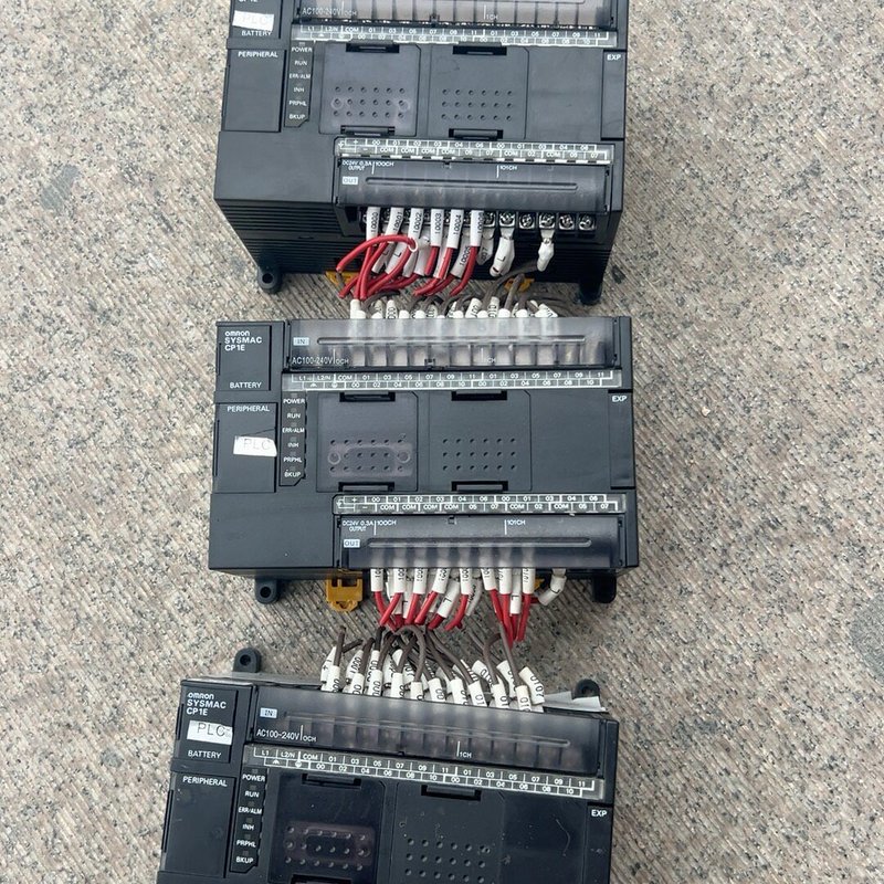 欧姆龙CP1E-N40DR-A,正常拆机,实物图,功能包好,
