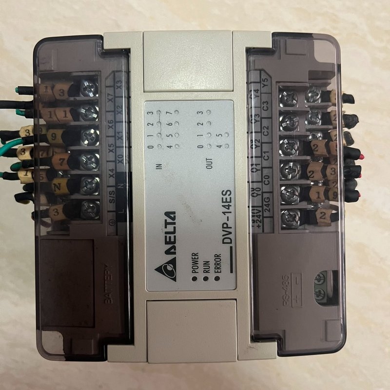 台达PLC型号DVP-14ES00R2 ，功能包好，不包邮图片