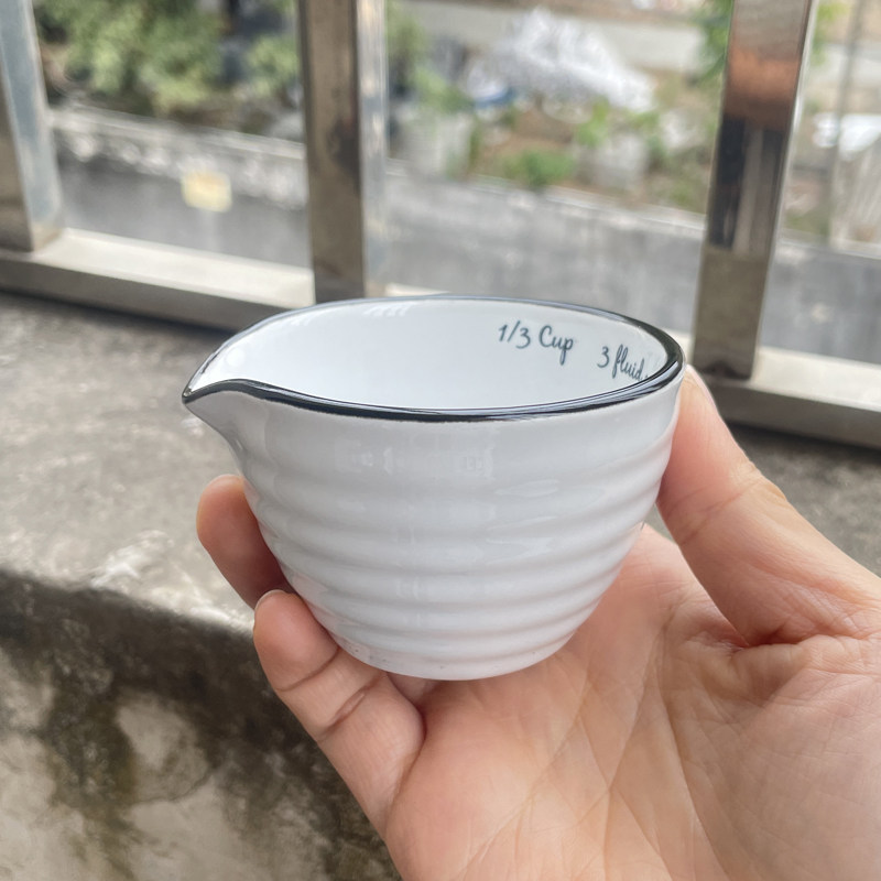 外贸 陶瓷小奶盅迷你量杯咖啡萃取杯80ml小奶罐奶茶糖浆杯加奶杯