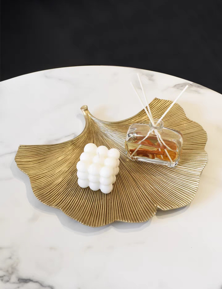 北欧玄关树脂银杏叶子装饰收纳盘水果零食香薰首饰轻奢托盘装饰品