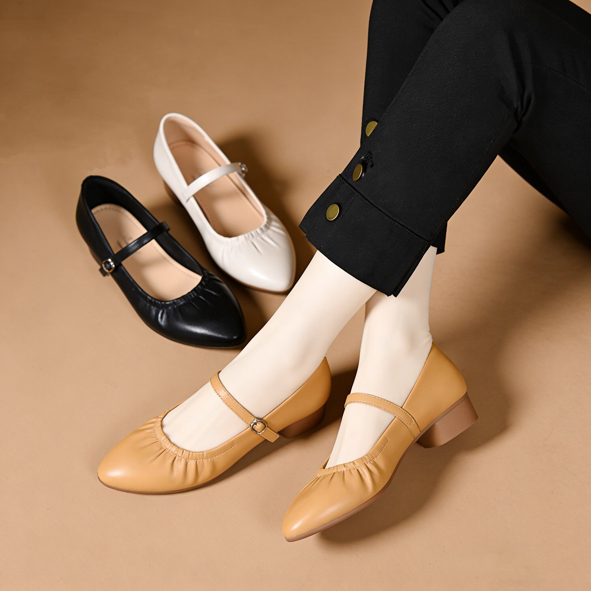 真皮浅口单鞋女2026新款春秋玛丽珍鞋女一字带方头妈妈百搭工作鞋
