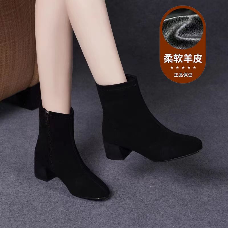 真皮加绒磨砂短靴女秋冬显瘦