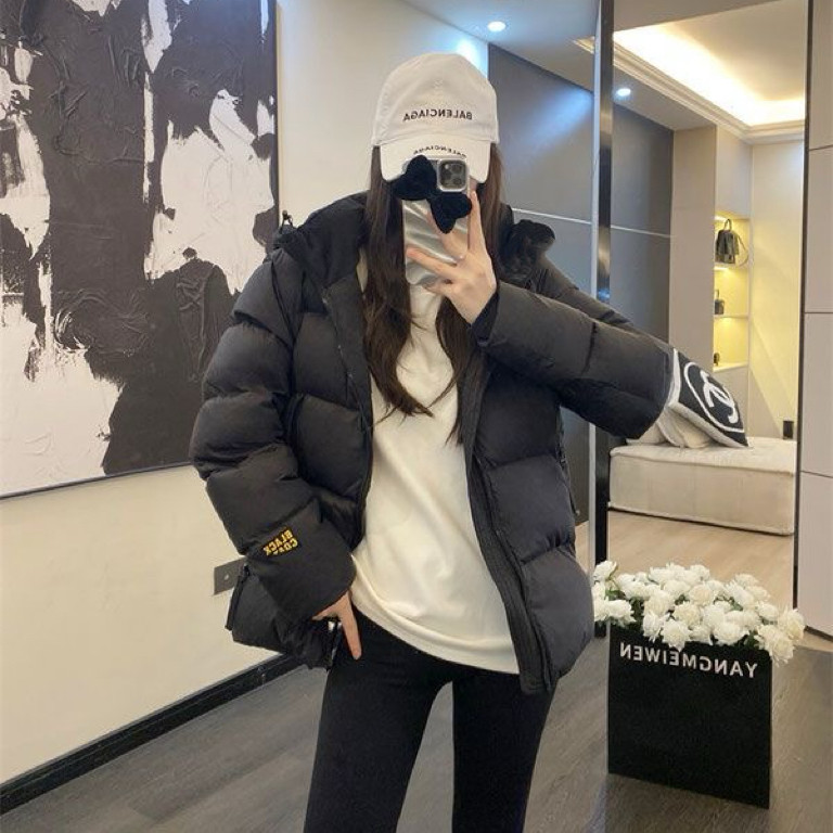 欧洲站黑色短款羽绒棉服女2025冬季新款小个子加厚面包服宽松外套
