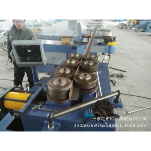 镀锌圆法兰设备 扁钢角钢法兰机打圈机 张家港方管滚圆机滚弧机械
