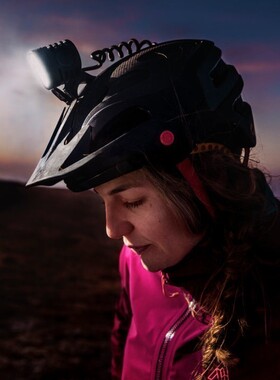 SILVA Exceed 4R旗舰版2000真流明高亮可充电头灯越野跑户外防水