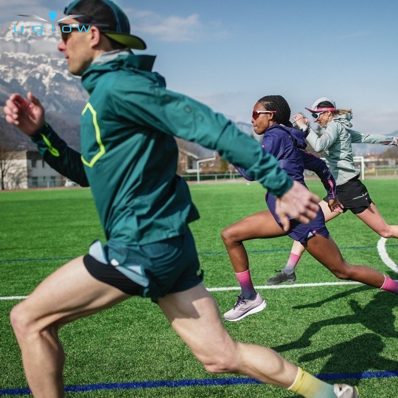 超轻跑步装备防水冲锋衣