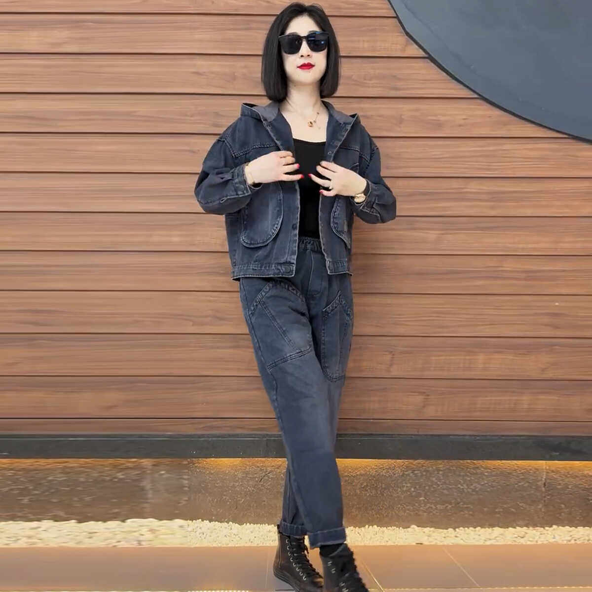 网红正品秋季帽款牛仔服两件套装时尚气质潮流外穿休闲风中年女装