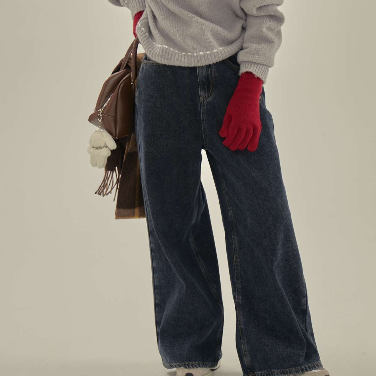 OMELET蛋卷-冬上新韩系复古百搭定制纽扣抓绒阔腿牛仔裤NK25855