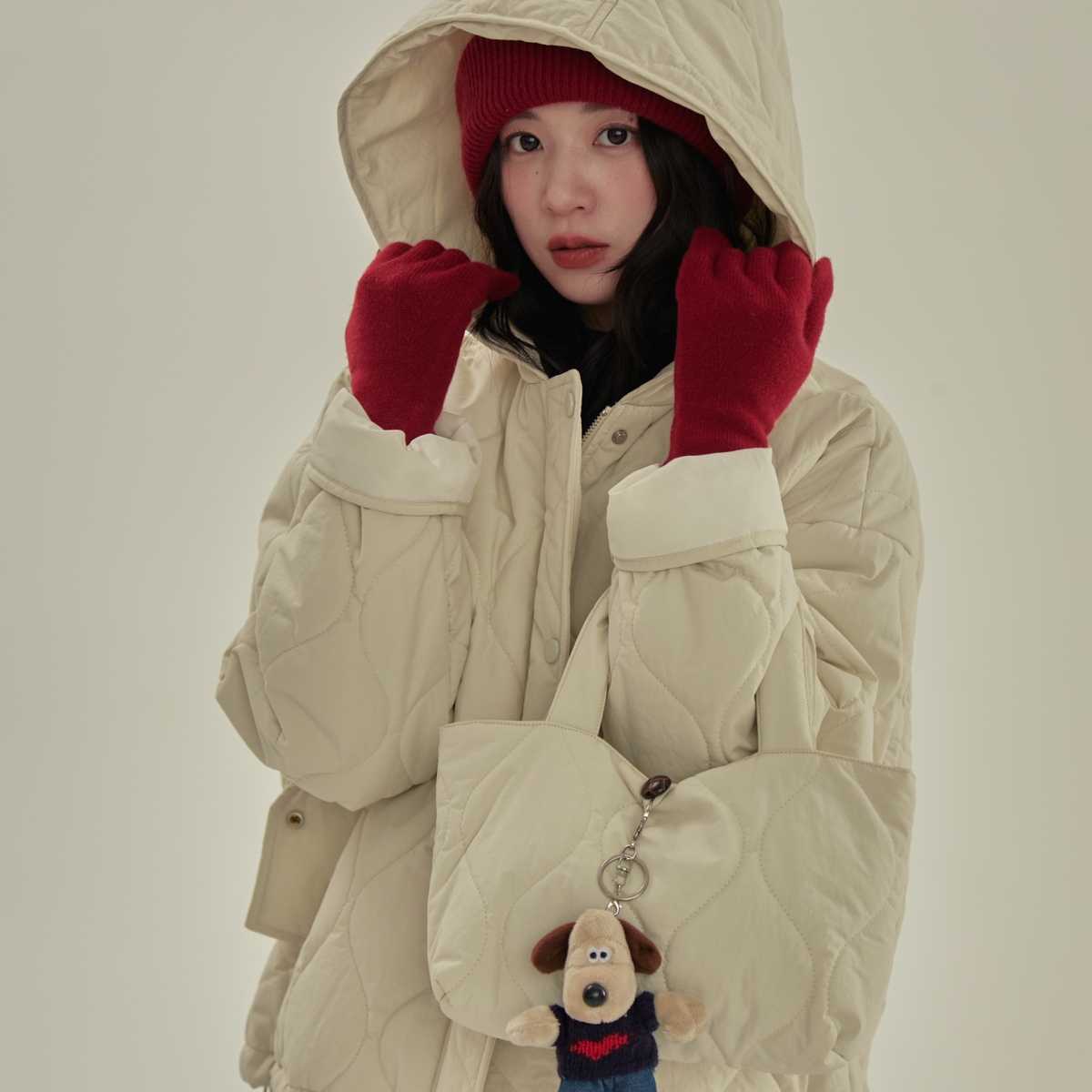 OMELET蛋卷-百搭减龄甜美连帽菱格保暖棉服外套(配手提包)HW25614