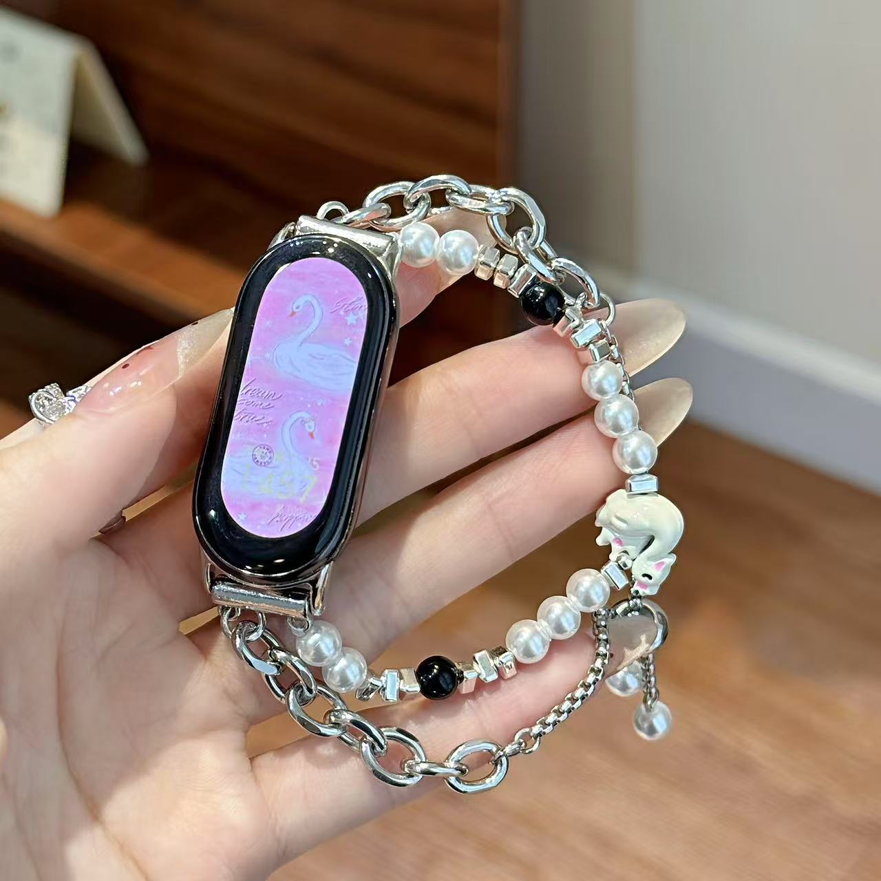 梦幻天鹅珍珠适用Apple Watch苹果S10手表带小米8pro华为表链