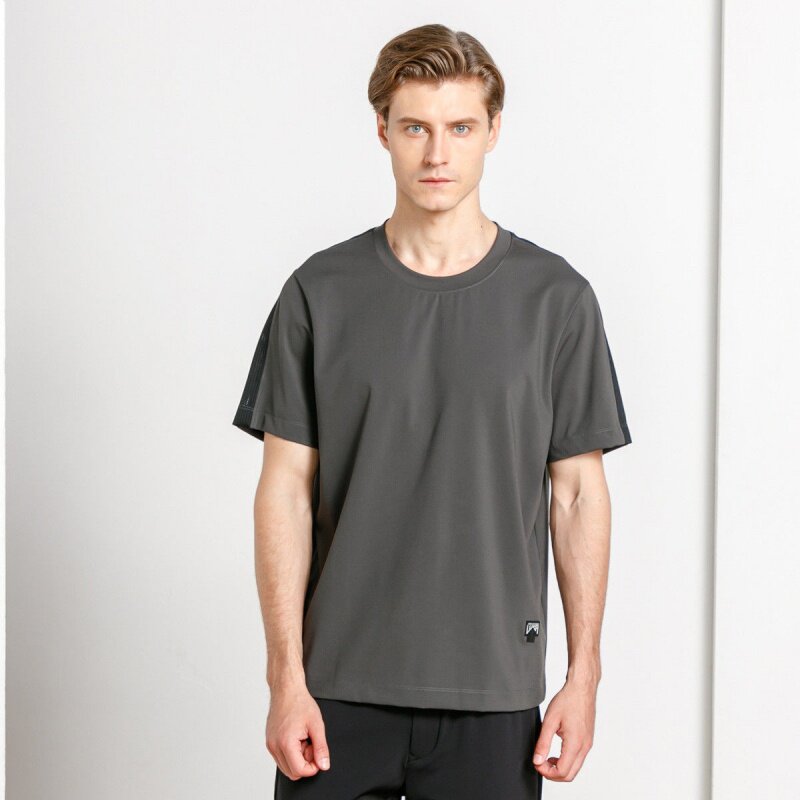 luka dilong 路卡迪龙正品2021新款弹力舒适轻薄短袖休闲t恤