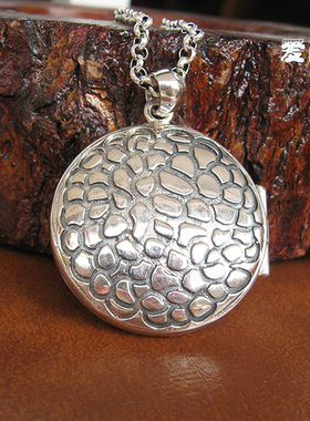 纯银可以打开护身符吊坠毛衣项链