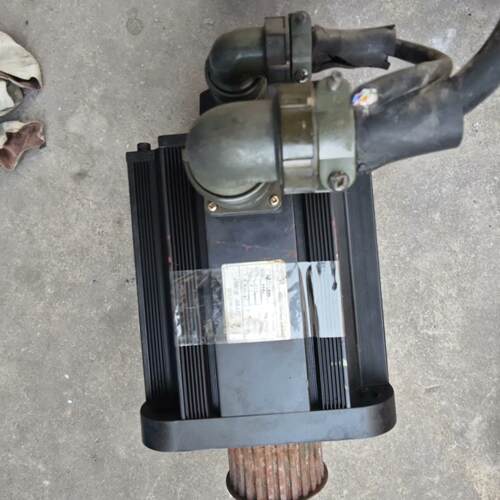 CAL-0500-30-5 BERGER LAHN 伺服电机 210V 5Nm 3000转议价维修