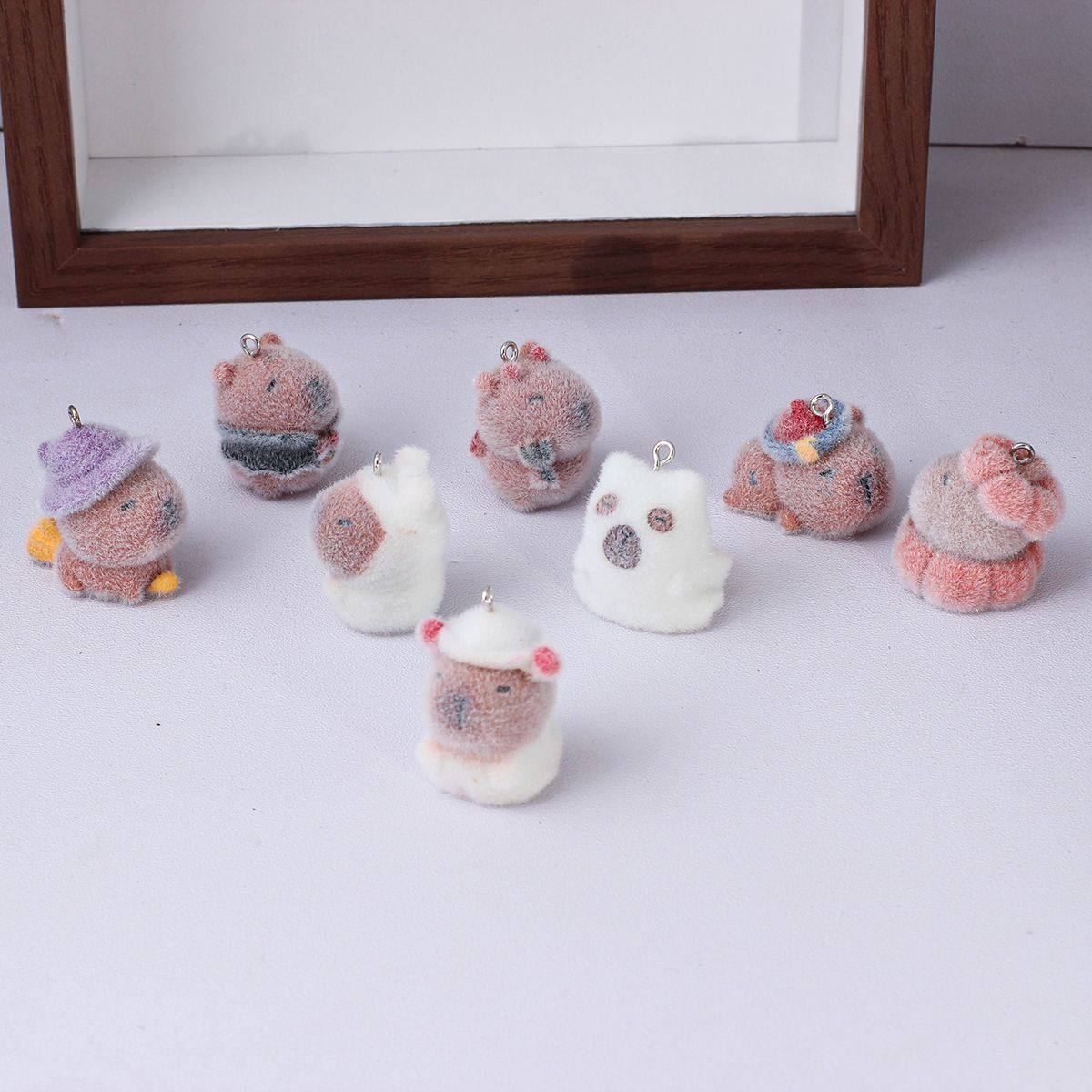 潮玩植绒卡通小动物卡皮巴拉挂件