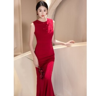 红色晚礼服女2026新款主持人高端大气鱼尾修身敬酒服新娘高级感