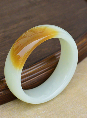 新疆天然和田玉糖白玉手镯女款宽条轮胎镯57mm圈口糖白分明带证书