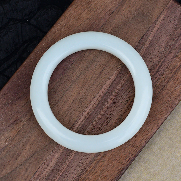 新疆天然和田玉羊脂白玉手镯女款圆条玉镯内径58mm油润细腻带证书