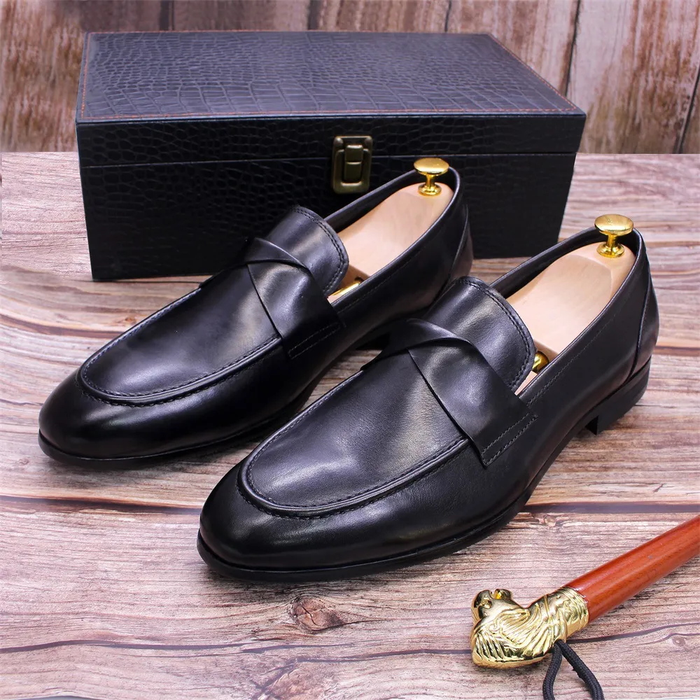 潮流级别真皮女伴郎皮鞋乐福鞋Casual体制擦色Cowhide男鞋结婚Men