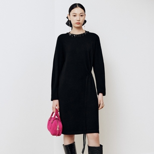 firststation时尚百搭圆领收腰长袖针织连衣裙女25冬新款9420A