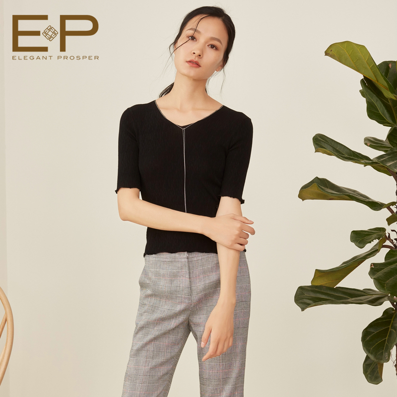 EP雅莹 2019春季新款女装优雅V领多色针织短袖打底衫EZDPA9508A
