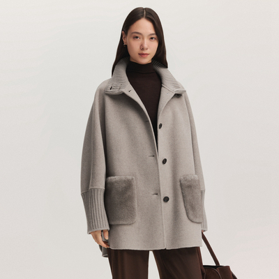 FS时尚立领拼接毛织罗纹一手长羊毛大衣外套2026冬新款女装8152A