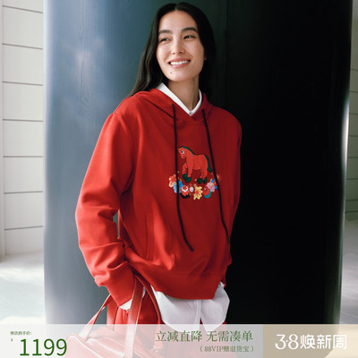 FS新年红休闲连帽小马印花宽松套头长袖卫衣26春夏新款女装5283A