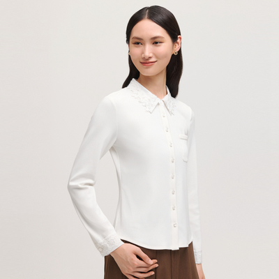 FS时尚翻领单排扣磨毛坑条弹力收腰长袖衬衫26秋冬新款女装2152A