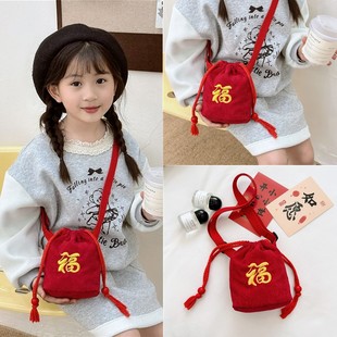宝宝新年拜年包儿童小福袋零钱包女孩灯芯绒小挎包男孩配饰单肩包