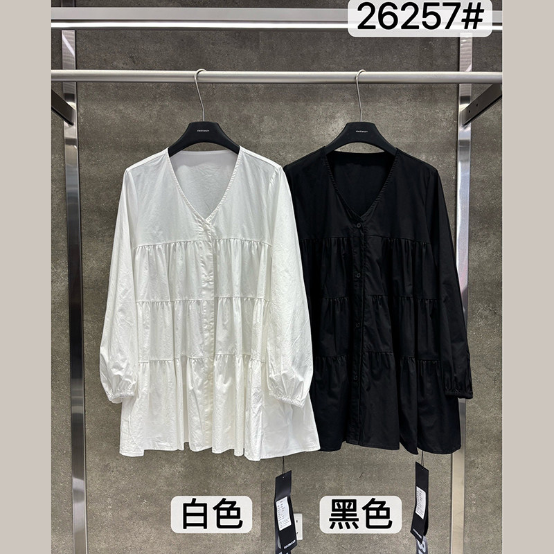 小辫子26257休闲风V领长袖衬衫女宽松棉质气质小衫2026秋季新款潮