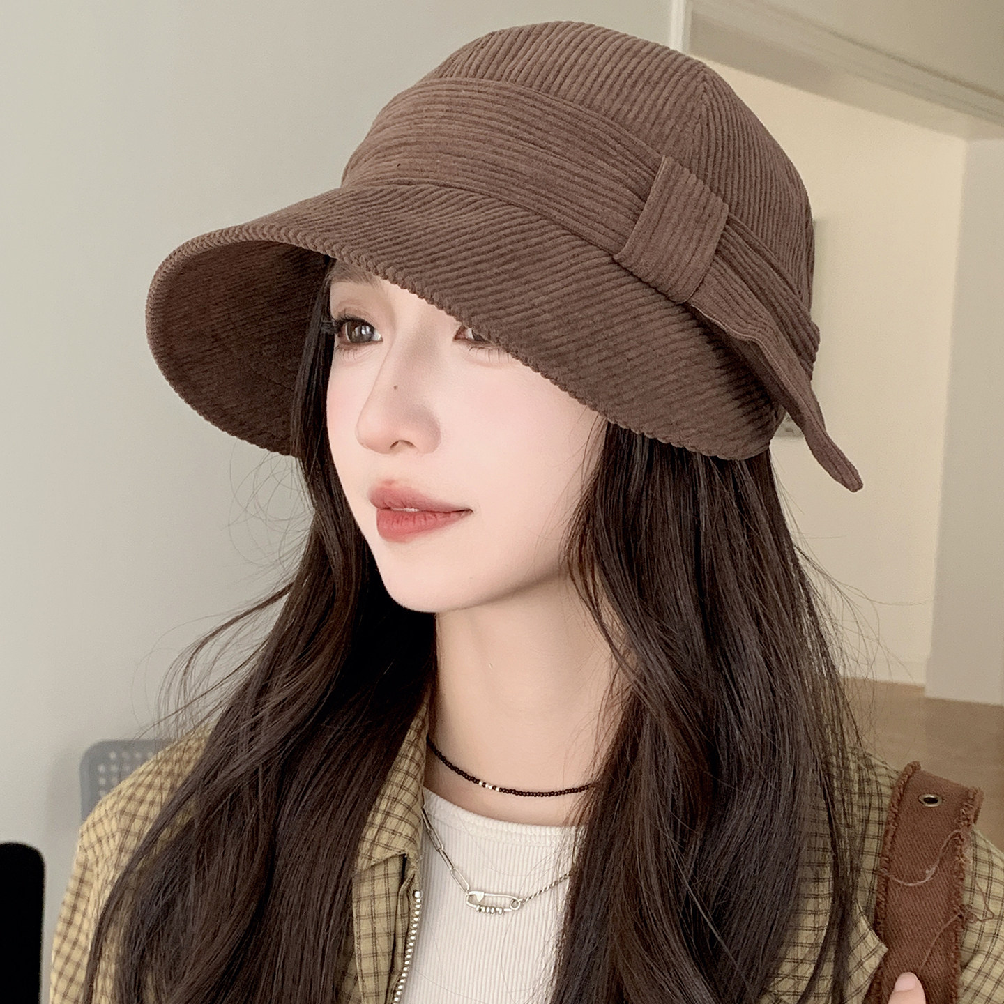 小众韩版灯芯绒渔夫帽子女秋季新款保暖宽檐显脸小素颜百搭鸭舌帽