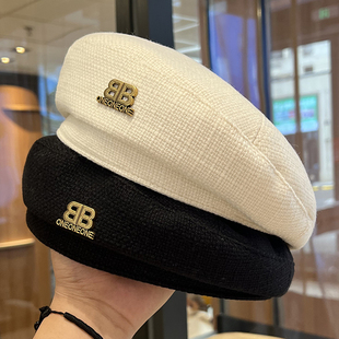 英伦风复古金属字母小标贝雷帽子女春秋季 显脸小出游百搭画家帽子