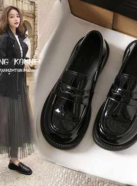 复古小皮鞋女英伦2026新款百搭通勤乐福鞋平底大码女鞋41一43单鞋