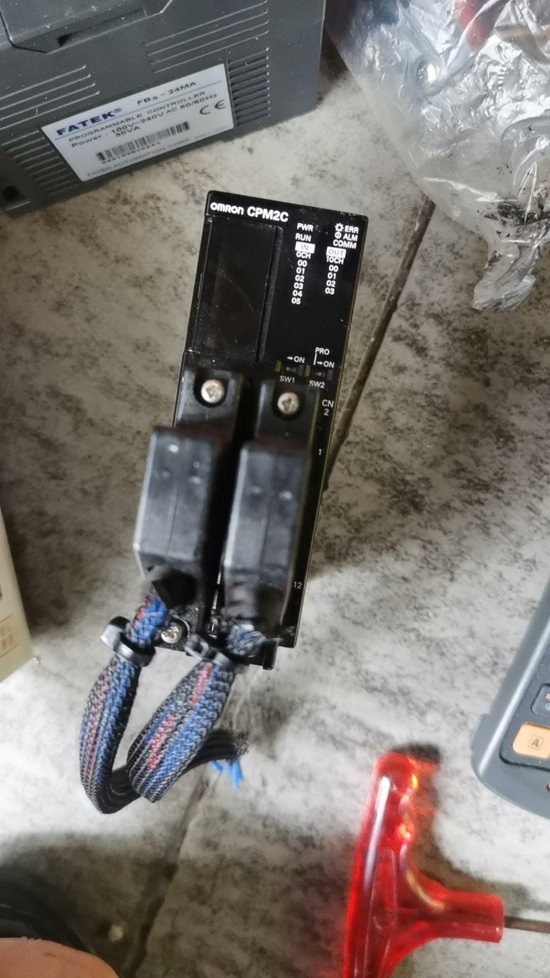 欧姆龙编程器 CPM2C-10CDTC-D 拆机一个 功能完
