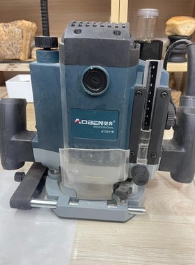 奥奔雕刻机 AT3311B，无拆无修，用了没几次，看着脏是因