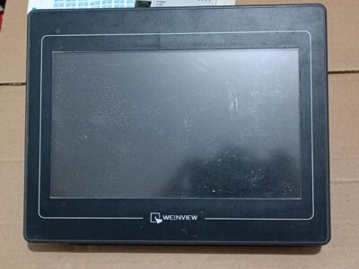 威纶触摸屏TK6100IV5WV  实物拍摄 屏幕里有白点，