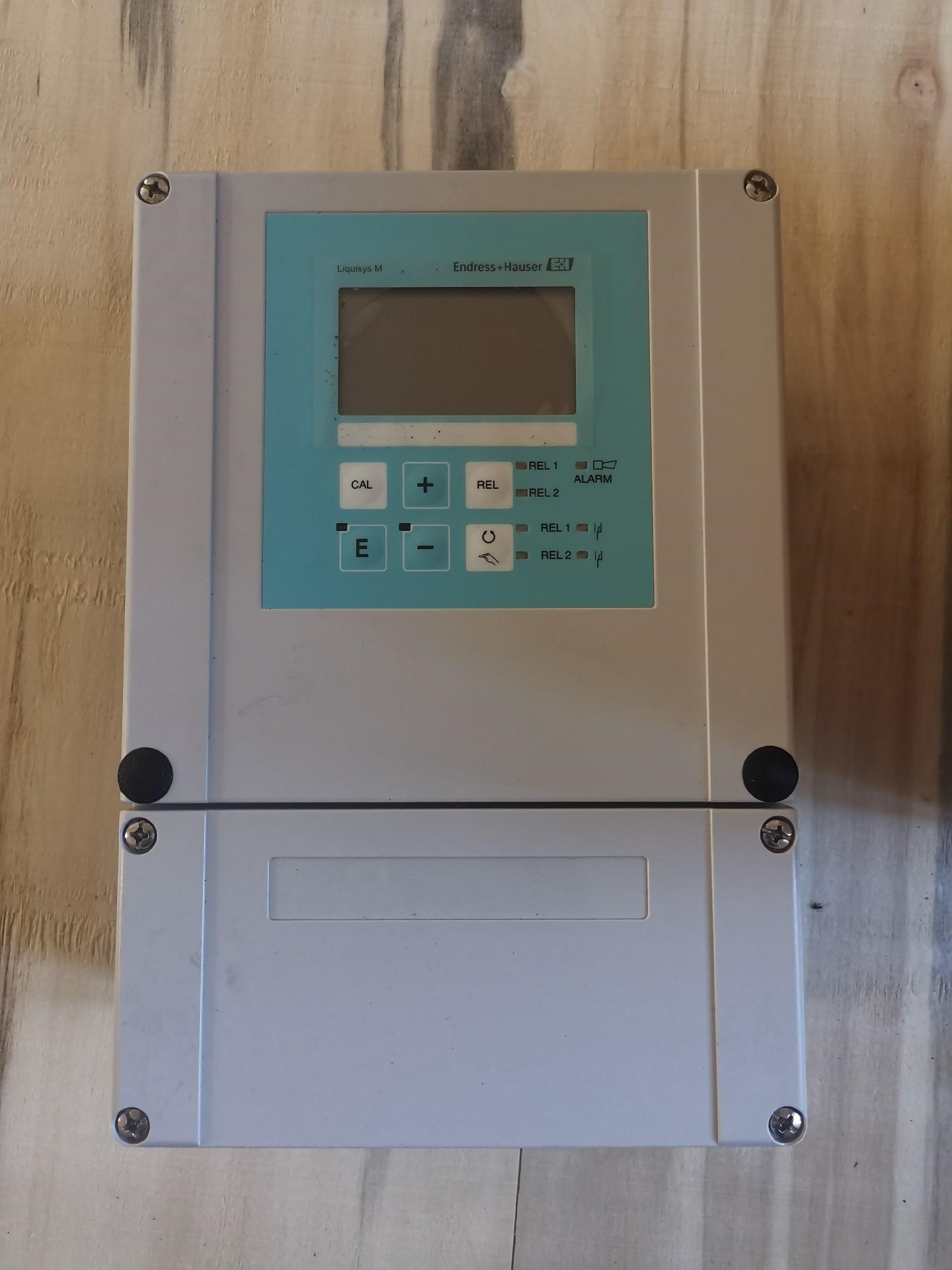 CLM253-CD0005全新E+H电导率变送器分析仪CLM