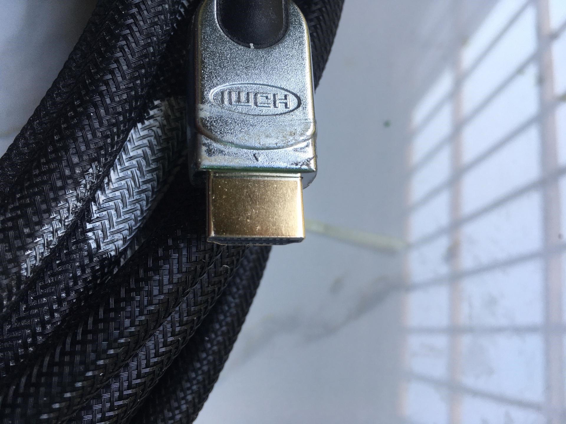 秋叶原q603  hdmi高清视频线，从天花装修拆下，作为备